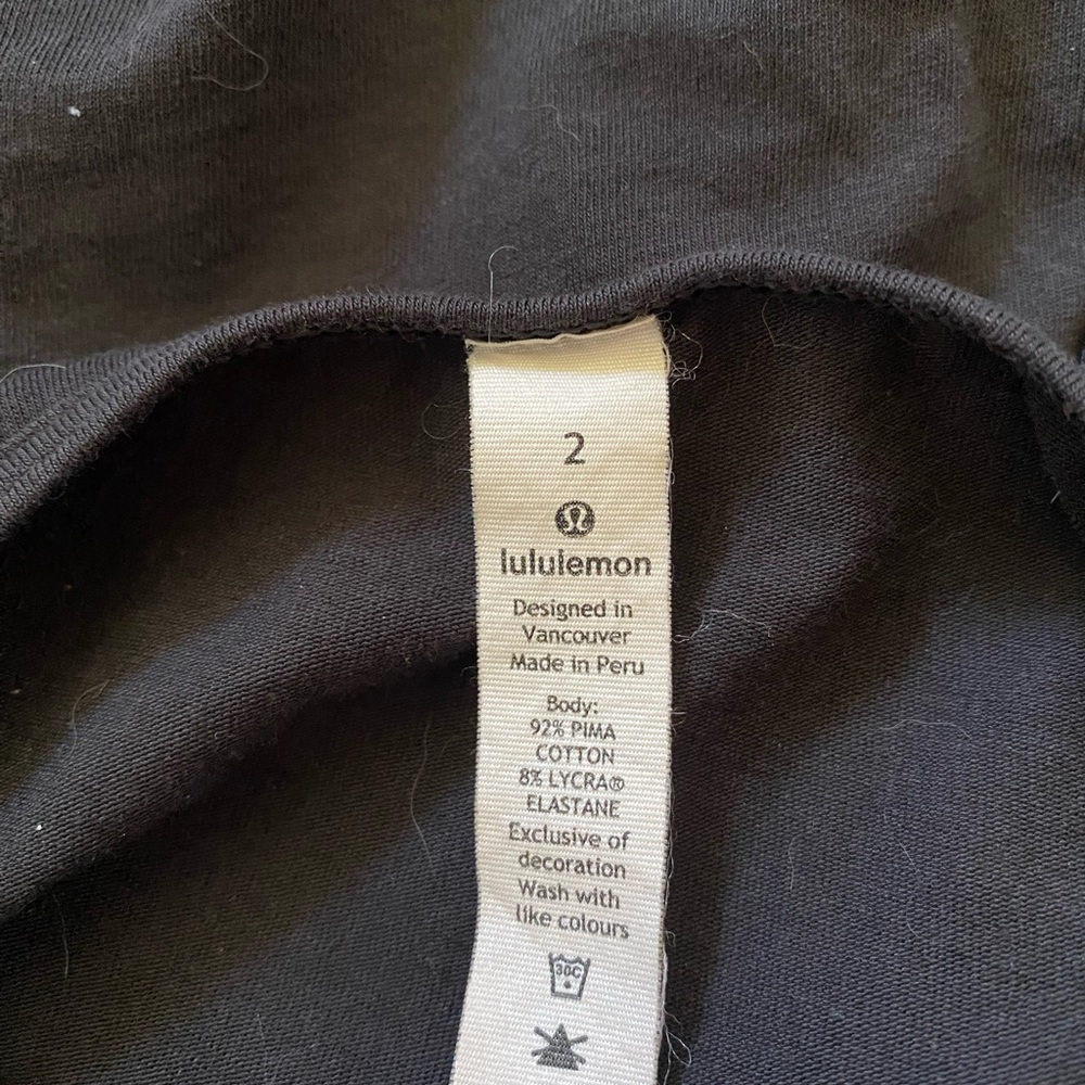 Lululemon tank